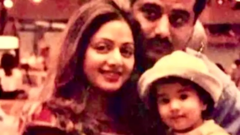 Boney Kapoor Shares Rare Photo of Sridevi, Fans Overwhelmed with Emotion