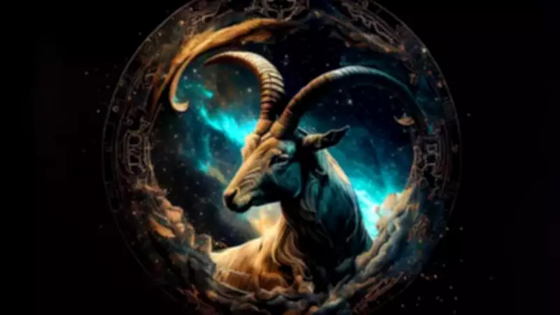 Capricorn Weekly Horoscope: Saturn's Influence Brings Responsibility and Growth