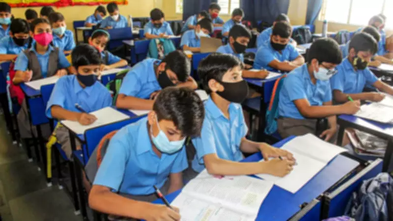 CBSE Sets 7-Day Deadline for Three-Language System in Class 6 Nationwide