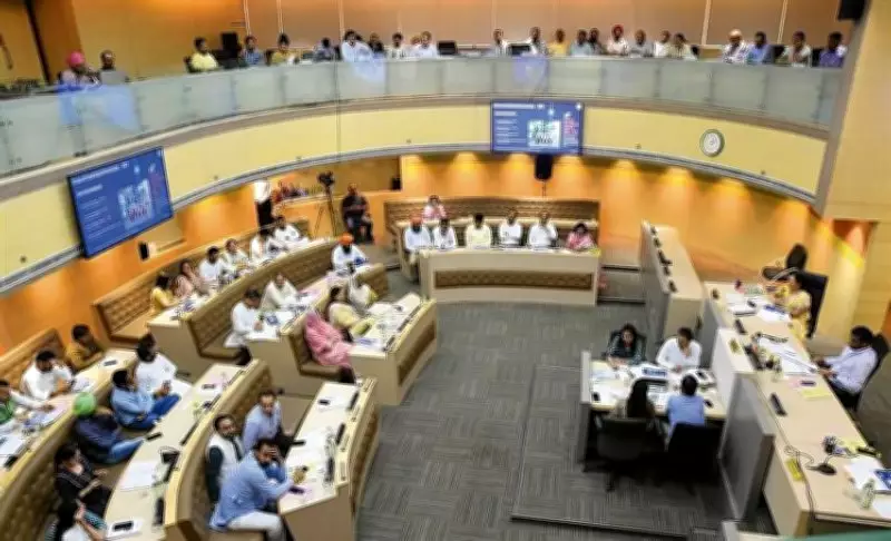 Chandigarh MC House Erupts as BJP, Congress Clash Over Women's Quota Bill