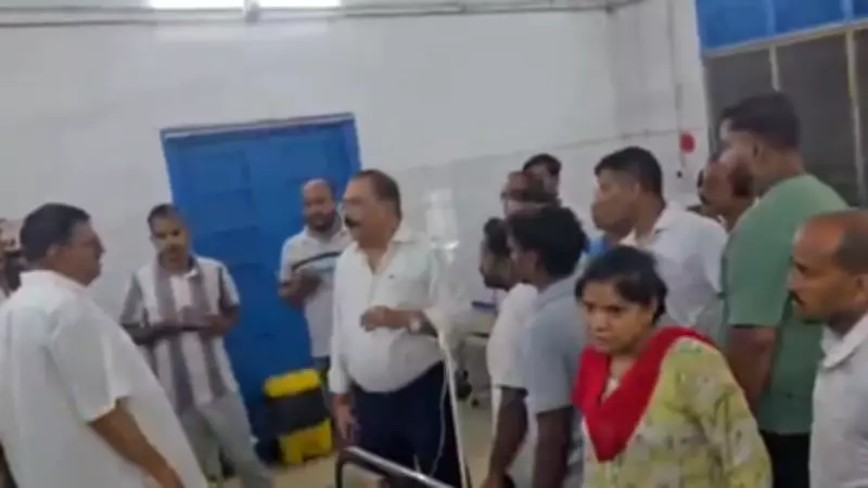 Child dies, 18 ill after eating golgappa in Jharkhand's Giridih