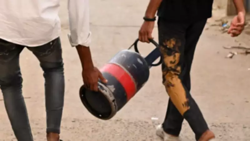 Coimbatore Businesses Hit by Illegal LPG Sales, Prices Soar to Rs 7,000