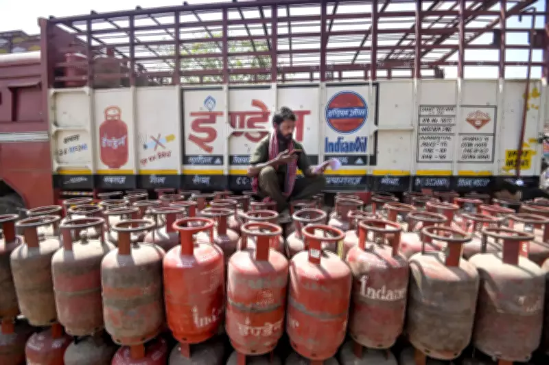 Commercial LPG Cylinder Prices Hiked: Delhi Sees Rs 195.50 Increase