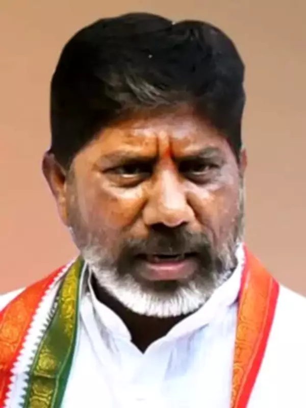 Congress Leaders Campaign in Puducherry, Cite Telangana's Guarantee Implementation