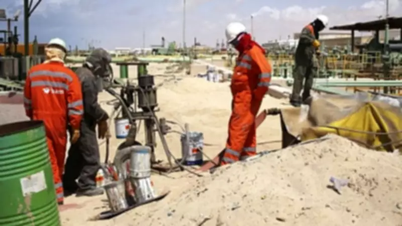 Crude Oil Futures Plunge Over 3% to Rs 9,265/Barrel Amid Trump's Iran Exit Signal