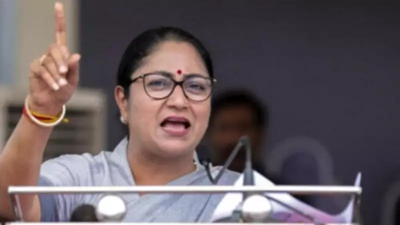 Delhi CM Rekha Gupta Announces Flood Protection Wall Completion by Next Year