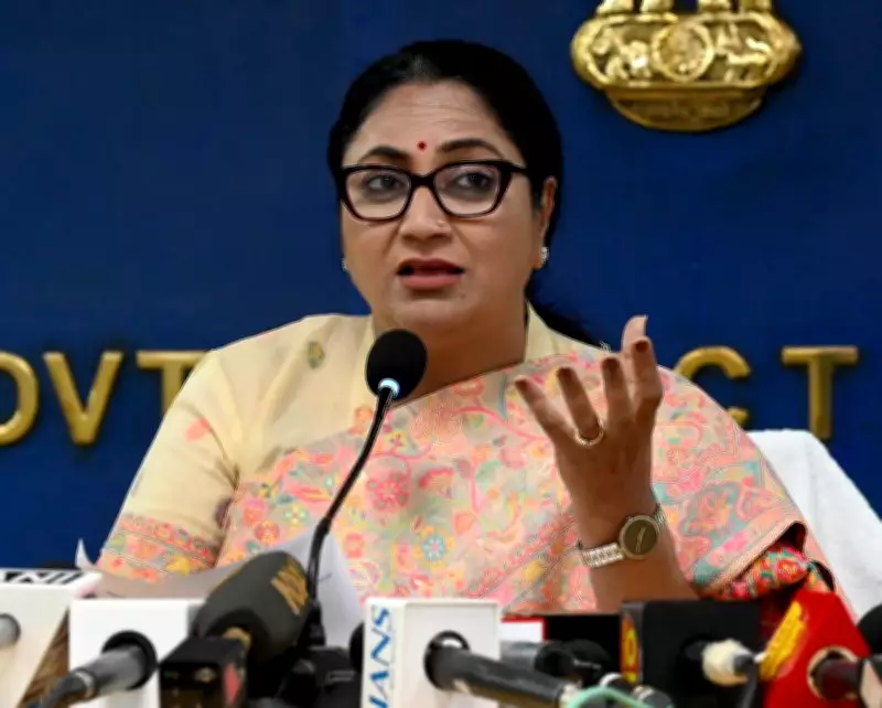 Delhi CM Rekha Gupta Emphasizes Timely Completion of Budget Projects