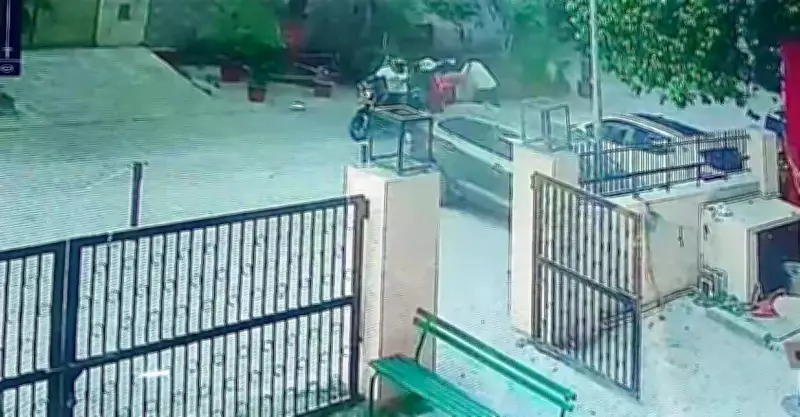 Delhi Police Nab Chain-Snatchers and Jeweller After Violent Attack in CR Park