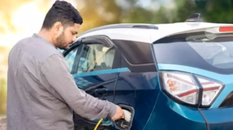 Delhi's EV Push: No Tax on EVs Up to Rs 30 Lakh, Only Electric Two-Wheelers from 2028