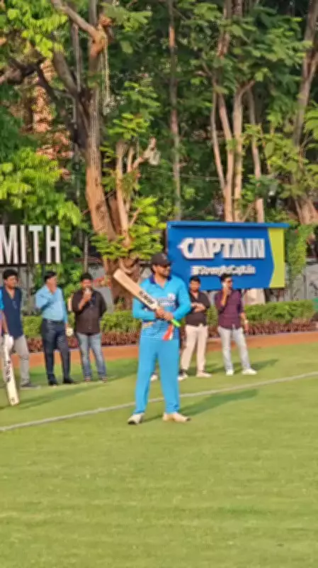 Dev Ananda Enjoys Cricket Match Amidst Busy Schedule
