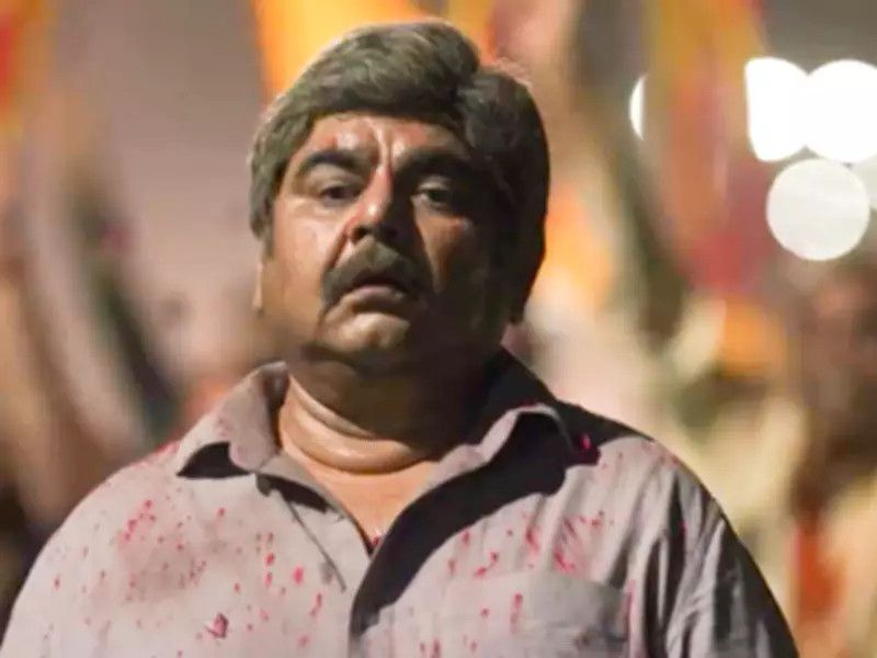 Deven Bhojani Delivers Towering Performance in Dhabkaaro Movie Review