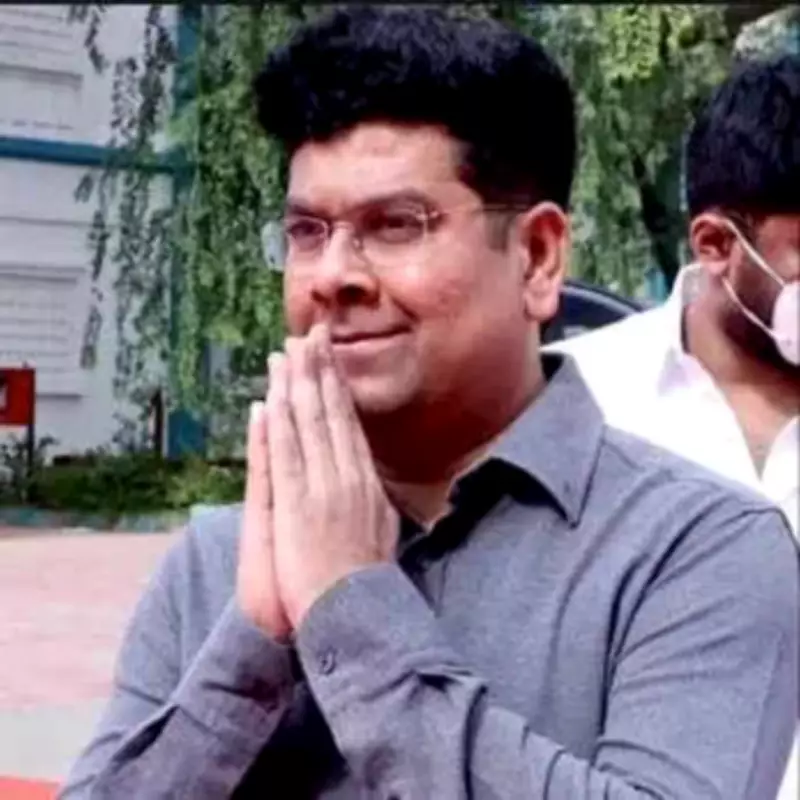 DMK's Sabareesan Criticizes TVK's Vijay in Surprise Villivakkam Meeting Appearance