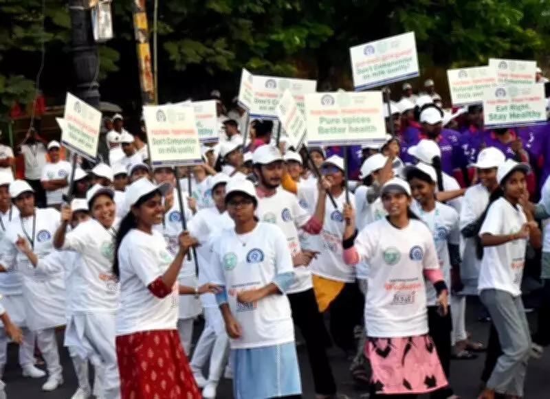 Doctors Warn Against 'Mom Influencers' Pushing Sugary Milk Mixes, Gummies on World Health Day