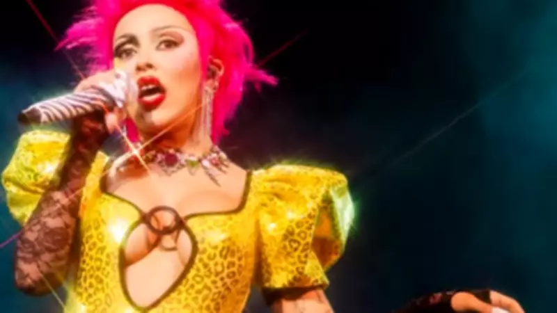 Doja Cat Addresses Twitch Moderator Ban of PlaqueBoyMax During Livestream