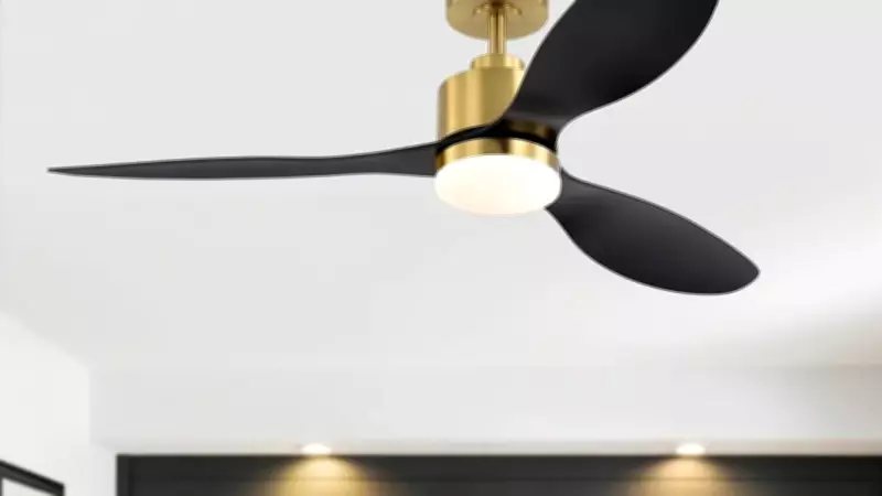 Effortless Ceiling Fan Cleaning: Ladder-Free Hacks for a Dust-Free Home