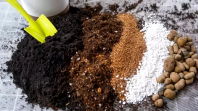 Essential Soil Mix Tips for Healthy Plant Growth: A Comprehensive Guide