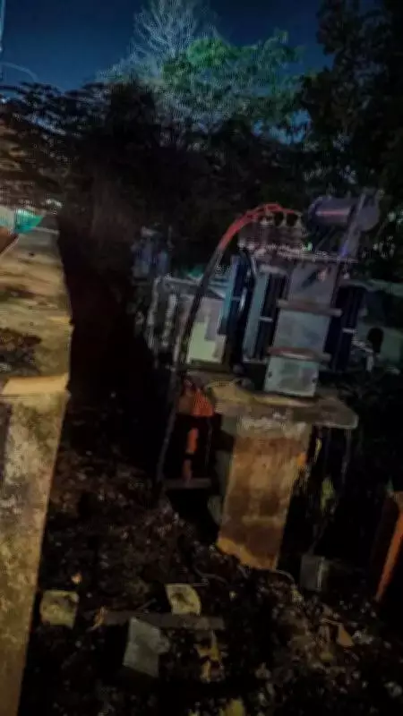 Fire in Nagpur Power Panel Destroys Vendor Goods Near Zero Mile