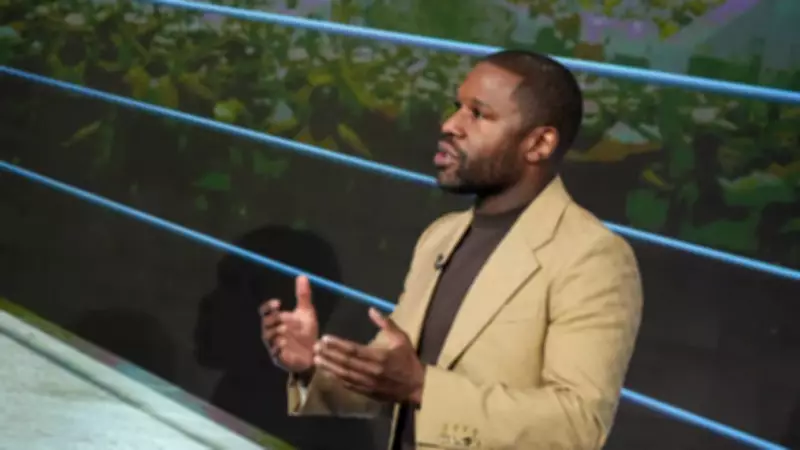 Floyd Mayweather Jr Announces June 27 Fight in Athens Against Mike Zambidis