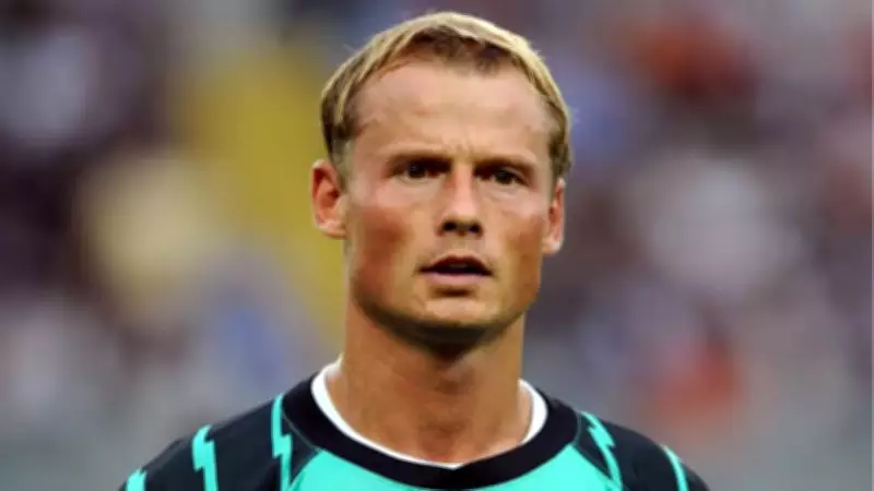 Former Arsenal Goalkeeper Alex Manninger Dies at 48 in Tragic Train Accident