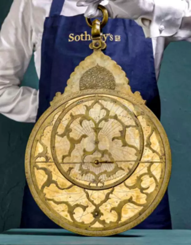 Gayatri Devi's Astronomical Computer to Be Auctioned in UK