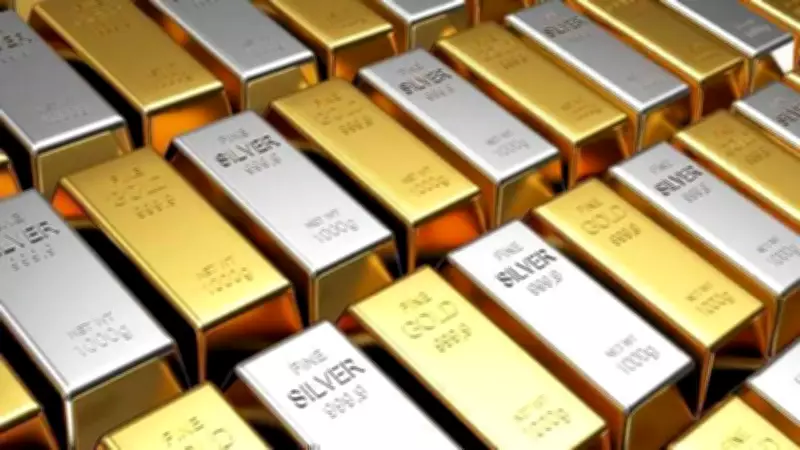 Gold and Silver Prices Decline in Delhi Amid US-Iran Tensions