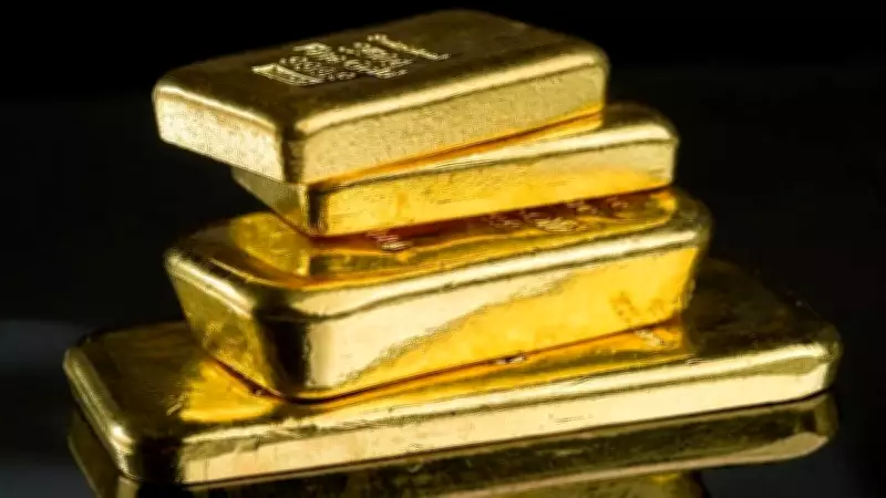 Gold Futures Plunge 4% to Rs 1.47 Lakh per 10g Amid Dollar Surge