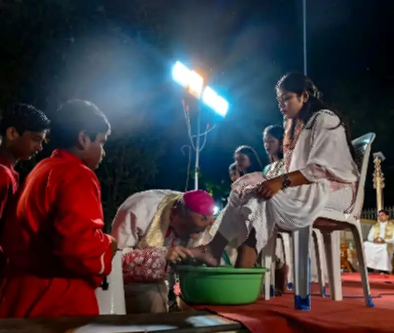 Good Friday's Message of Healing Amid Global Conflict and Personal Strife