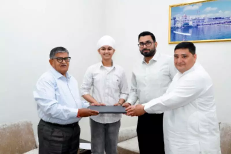 Governor Urges Youth to Embrace New Technologies for Success