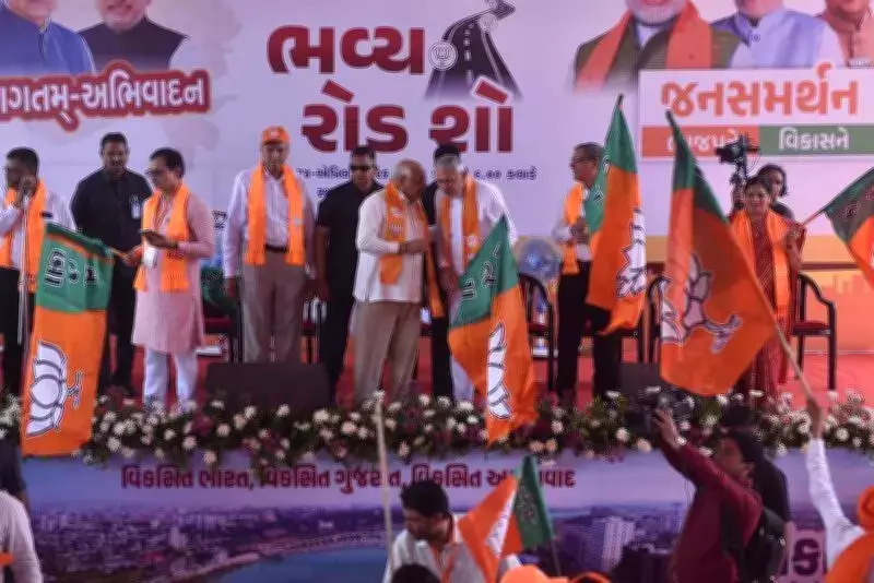 Gujarat Civic Polls: Final Day of Campaigning Sees Rallies and Roadshows