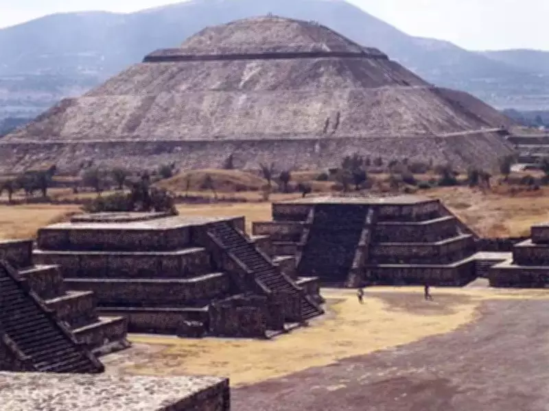 Gunman Attacks Tourists at Mexico's Teotihuacan Pyramids, Killing Canadian