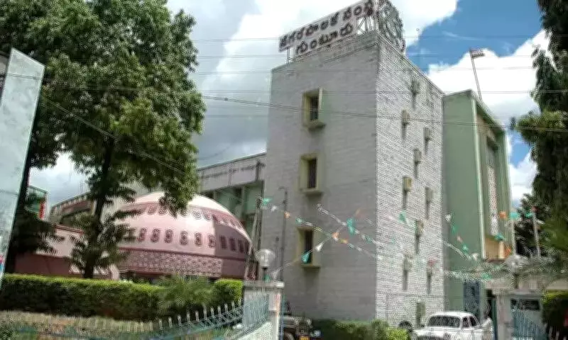 Guntur Municipal Corporation's Controversial Low-Bid Contracts Spark Revenue Concerns