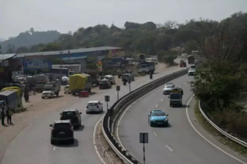 Himachal Pradesh Revises Vehicle Entry Tax After Border Protests