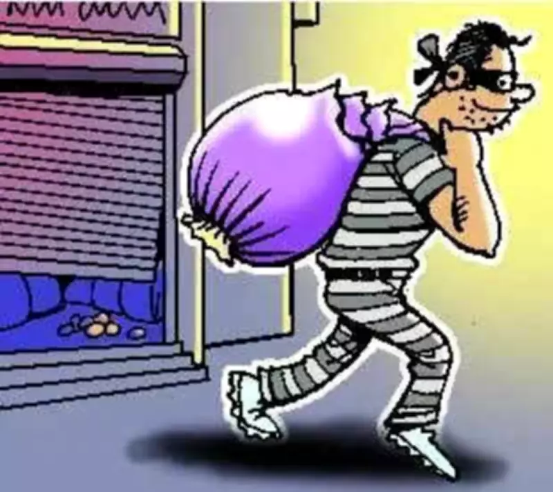 Homemaker robbed by man claiming her son won lottery in Chhatrapati Sambhajinagar