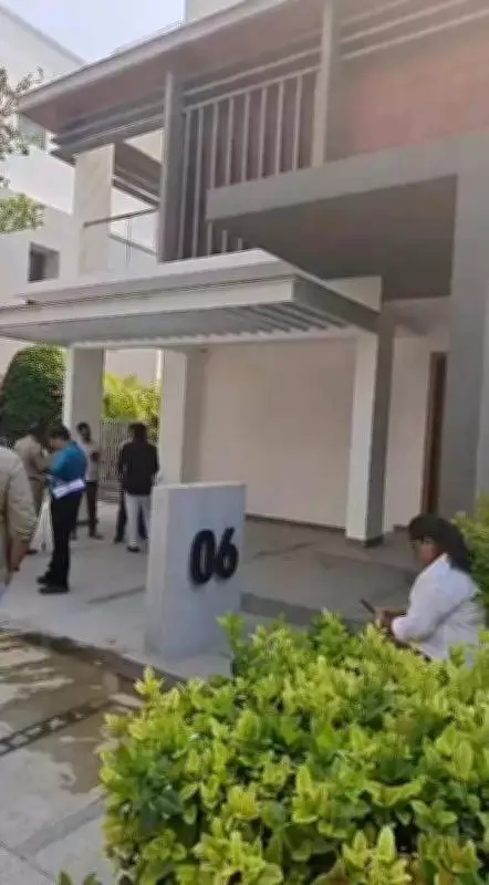 Hyderabad DGGI Attaches Rs 20 Crore Villa in Major Online Betting GST Evasion Case
