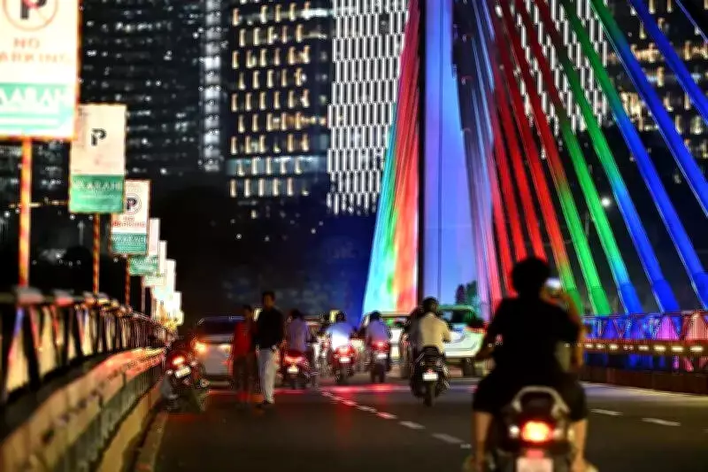 Hyderabad Hit-and-Run: Victim's Legs Severed in Mercedes Crash, Driver at Large