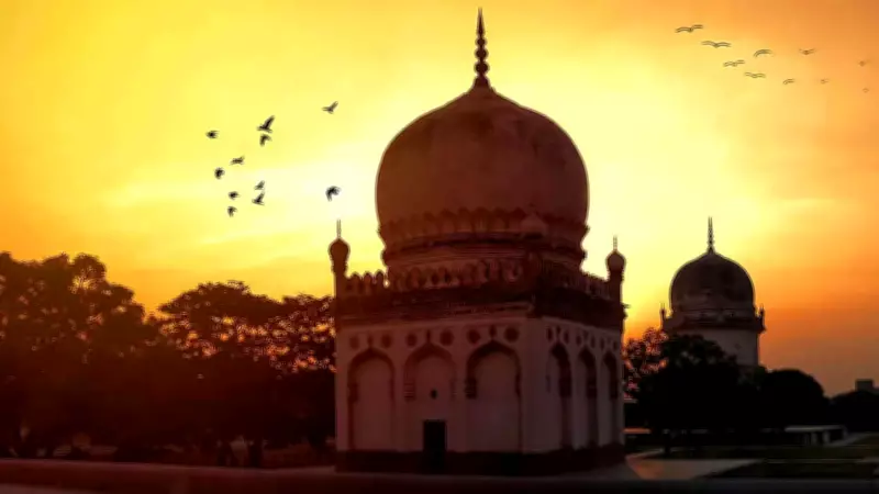 Hyderabad's Golden Hour Enthusiasts Chase Dawn and Dusk Year-Round
