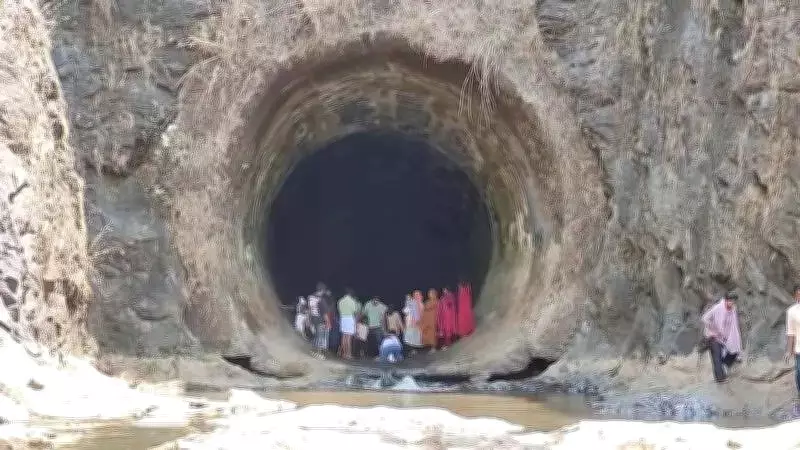 Idukki's Anchuruli Tunnel Draws Tourists as Summer Heat Reduces Water Flow