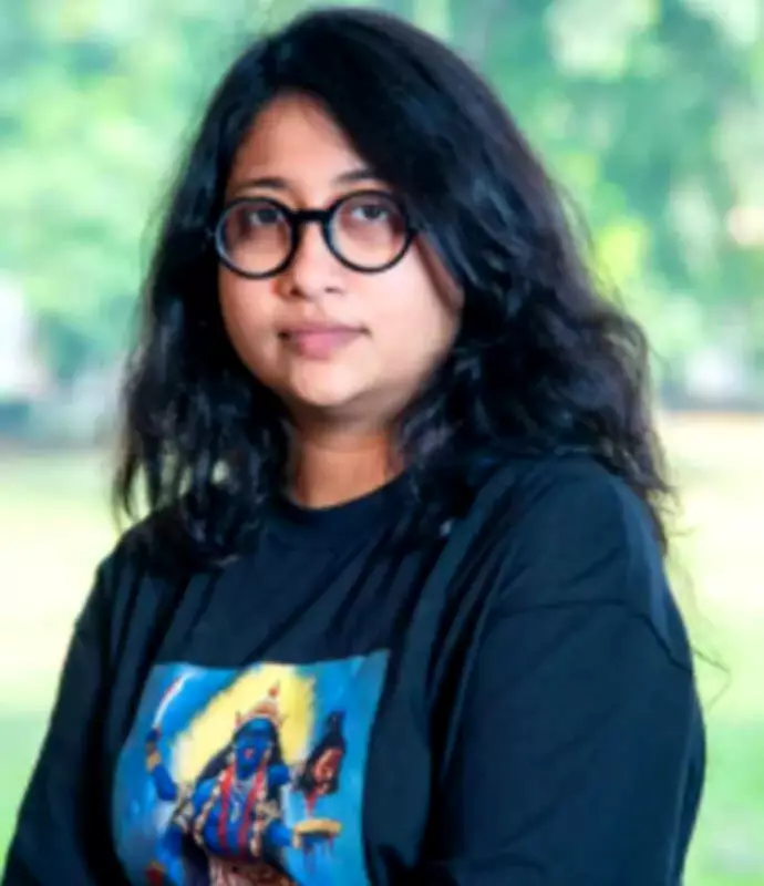 IIM Calcutta Professor's Name Deleted from Voter List Despite Voting Since 2009