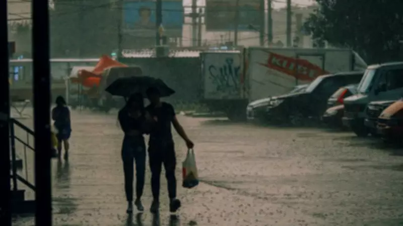 IMD Forecasts Widespread Severe Weather Across India with Heavy Rains and Storms