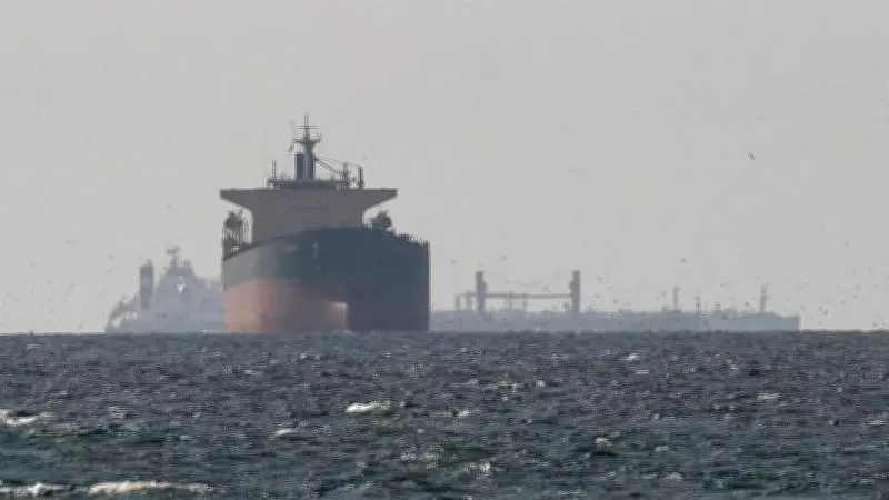 Indian LPG Vessel Safely Navigates Strait of Hormuz Amid Regional Tensions