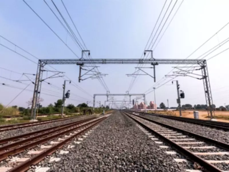 Indian Railways Approves 100 Projects Worth Rs 1.53 Lakh Crore in FY26, Doubling Expansion