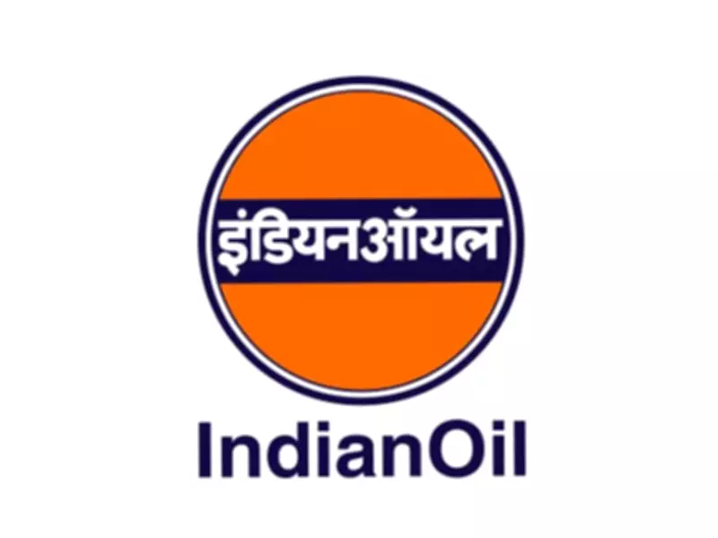 IndianOil Chairman Reviews LPG Supply in Assam, Meghalaya, Assures No Shortage