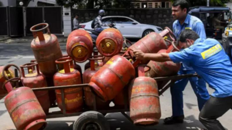 India's LPG Crisis Deepens: Imports Plunge 40%, Supply Chain Disrupted