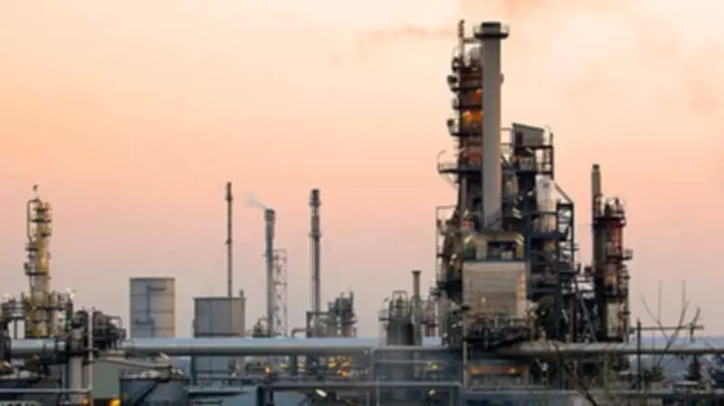 India's OMCs to Pay Discounted Rates to Refiners Amid Fuel Price Freeze