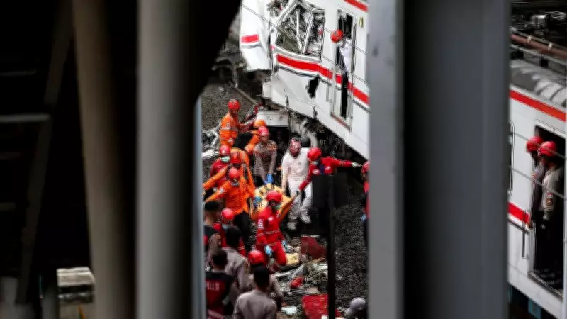 Indonesia Commuter Train Crash Death Toll Rises to 15 After Evacuation