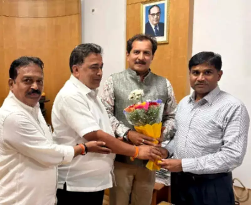 Industry Leaders Urge New Industrial Park in Karnataka's Hassan District