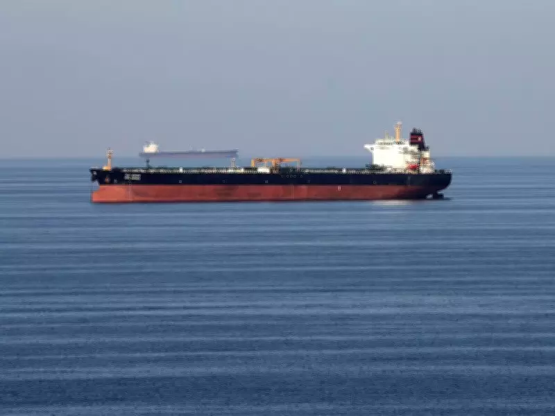 Iranian MP Vows Tehran Will Never Cede Control of Strategic Strait of Hormuz