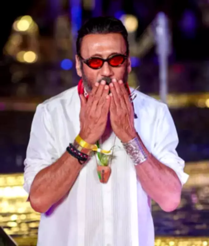 Jackie Shroff Visits Subhash Ghai's Office, Recalls Signing 'Hero'