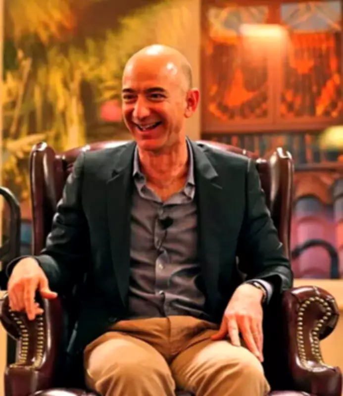 Jeff Bezos' Philosophy: The Critical Balance Between Stubbornness and Flexibility