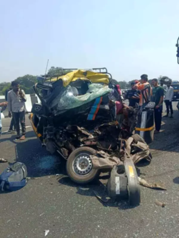 Kalyan Police Arrest Cement Mixer Driver in Fatal Rayta Bridge Crash
